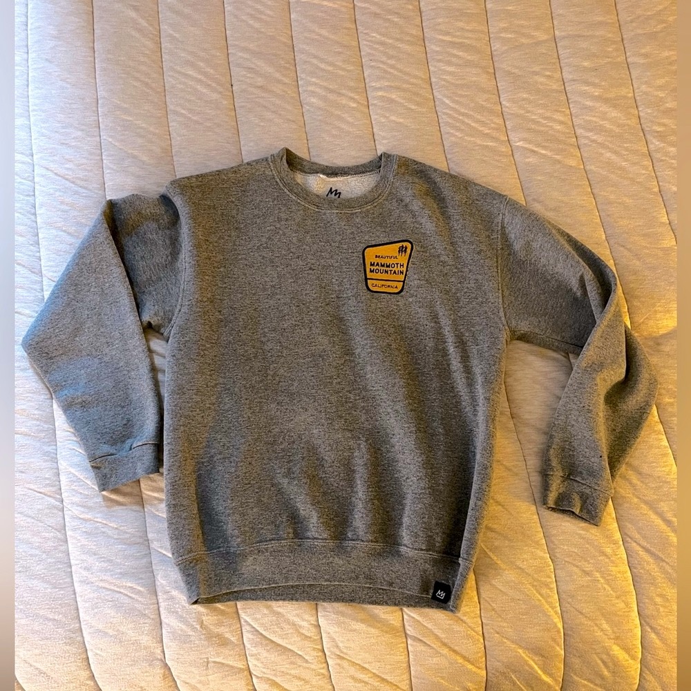 Youth Large - Mammoth Mountain Sweater (fits Women’s Medium)